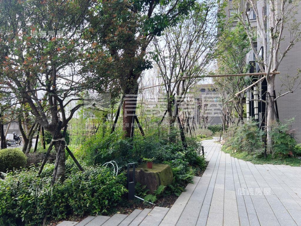 極至惠友全新三房房屋室內格局與周邊環境