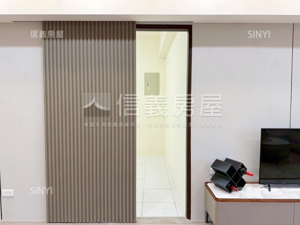 武陵世家美四房平車房屋室內格局與周邊環境
