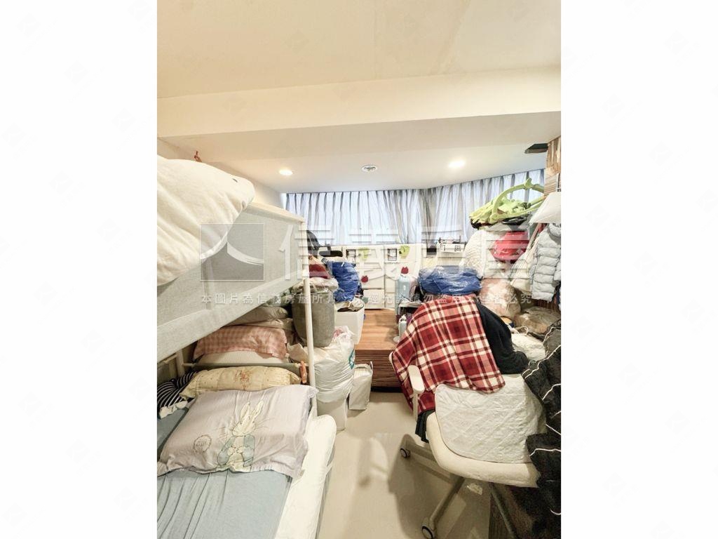 公園旁近捷運兩房房屋室內格局與周邊環境