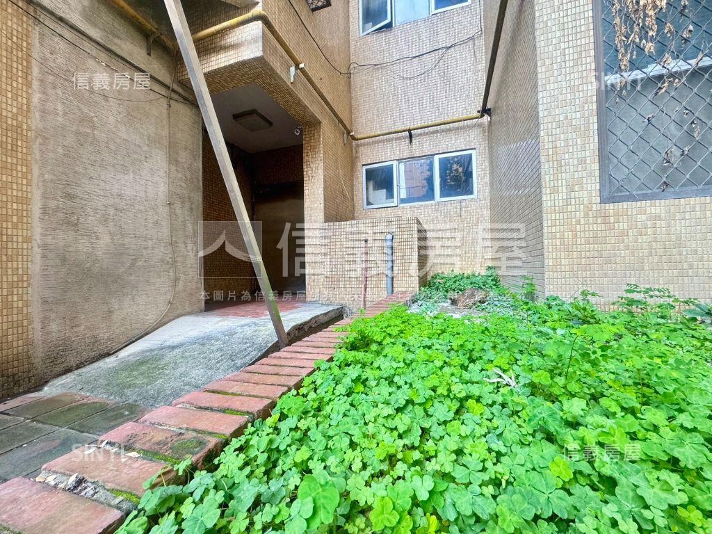 近中國醫一中商圈角間金店房屋室內格局與周邊環境