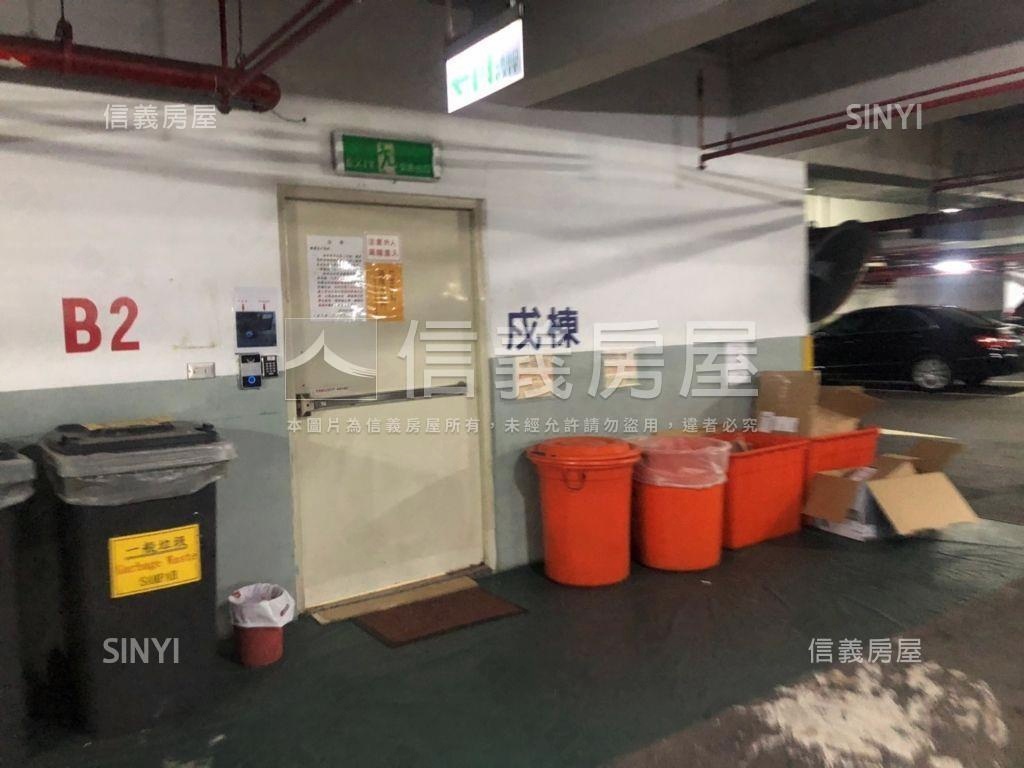 健安新城朝北面山景四房房屋室內格局與周邊環境