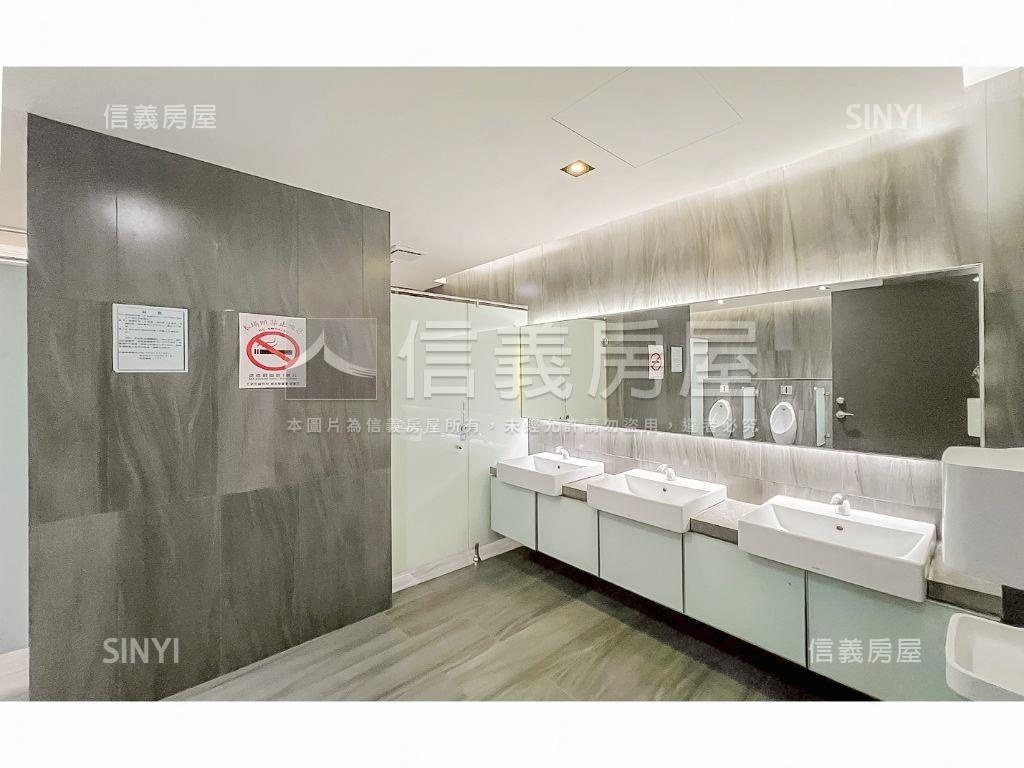 七期親家市政廣場頂級商辦房屋室內格局與周邊環境