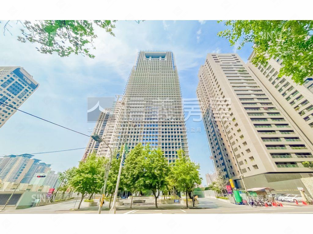 七期親家市政廣場頂級商辦房屋室內格局與周邊環境