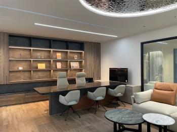 七期市政廣場頂級邊間商辦