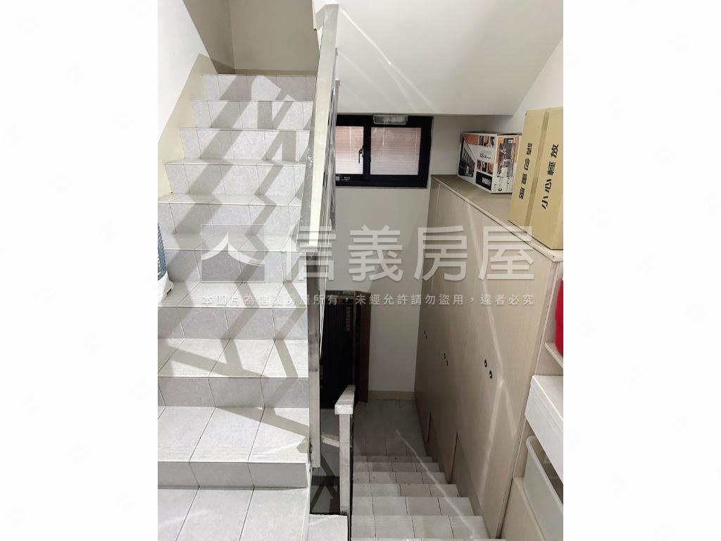 竹東大面寬臨路角間大透店房屋室內格局與周邊環境