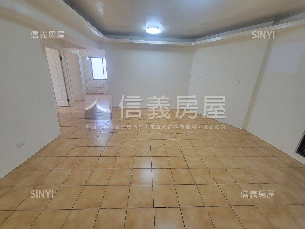樹孝商圈✦低總價三房平車房屋室內格局與周邊環境