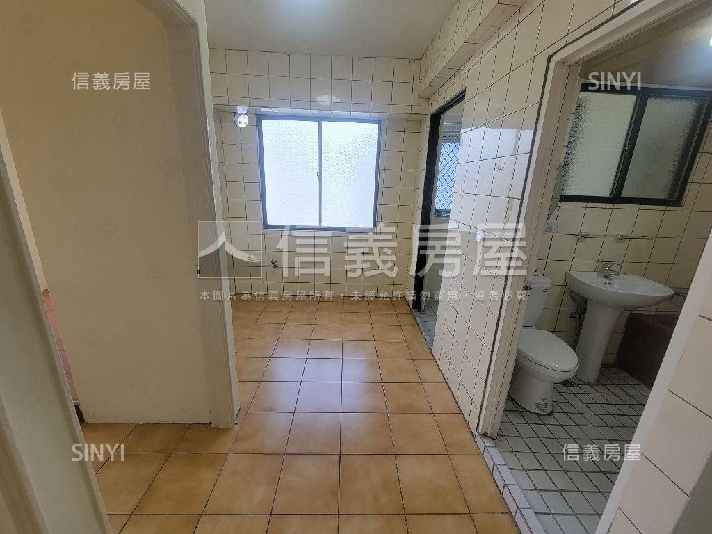 樹孝商圈✦低總價三房平車房屋室內格局與周邊環境