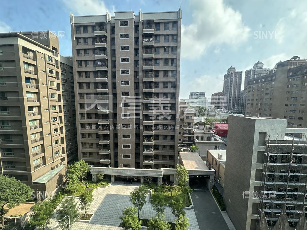 上越雅築兩房車位房屋室內格局與周邊環境