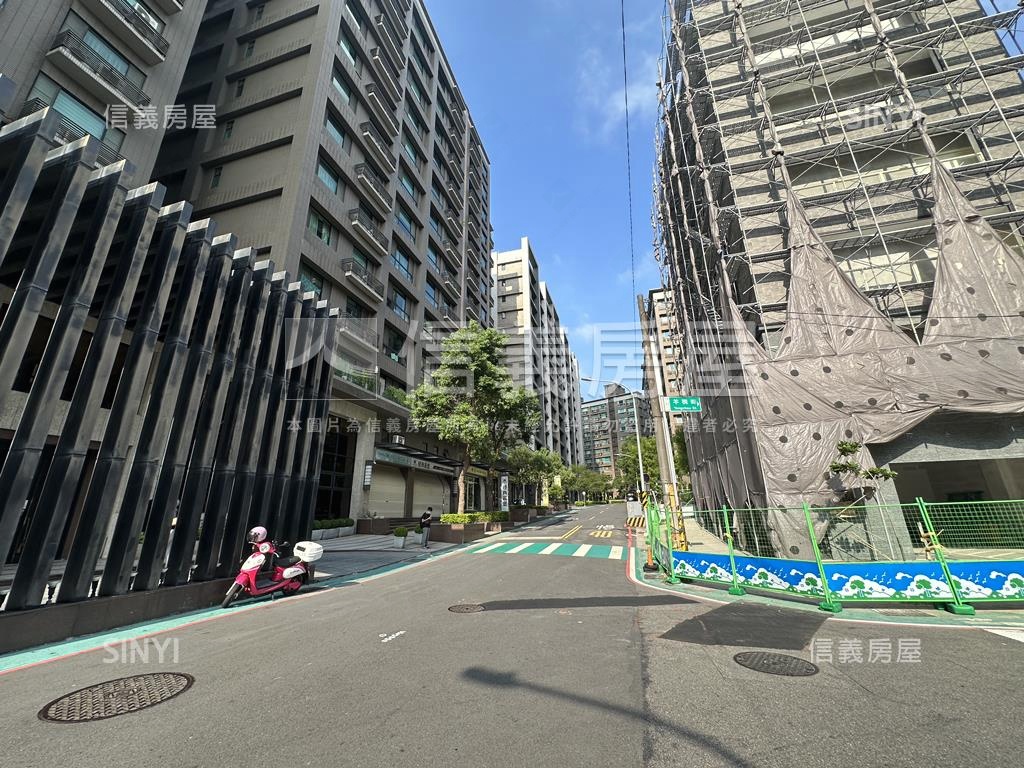 上越雅築兩房車位房屋室內格局與周邊環境