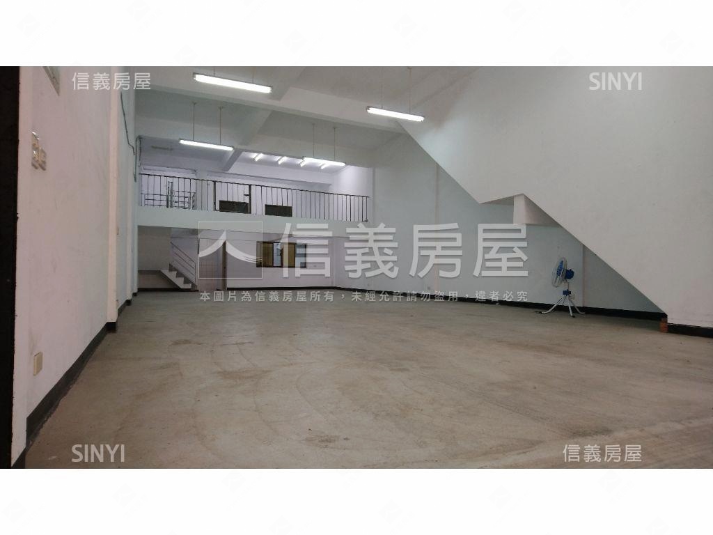 新莊近捷運透天廠房近百坪房屋室內格局與周邊環境