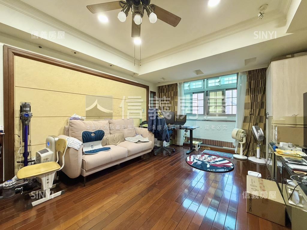 薇閣｜捷運獨戶三房大陽台房屋室內格局與周邊環境