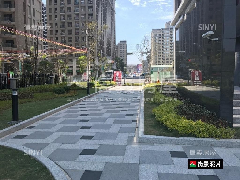 世界馥兩房車位房屋室內格局與周邊環境