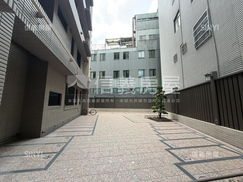 金之邸裝潢一房４Ｆ美屋房屋室內格局與周邊環境