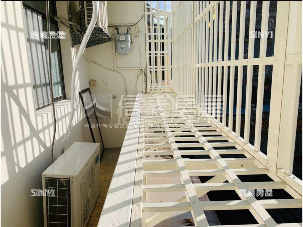 面校園景觀方正３房房屋室內格局與周邊環境