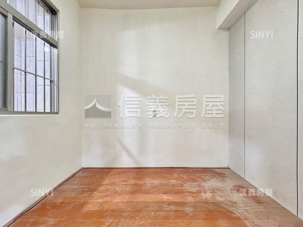 成泰路一段公寓三樓房屋室內格局與周邊環境
