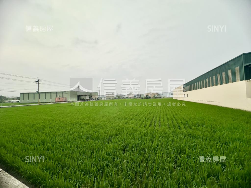 和美８８０坪臨路方正農地房屋室內格局與周邊環境