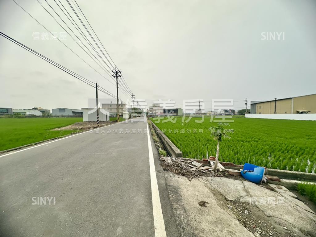 和美８８０坪臨路方正農地房屋室內格局與周邊環境