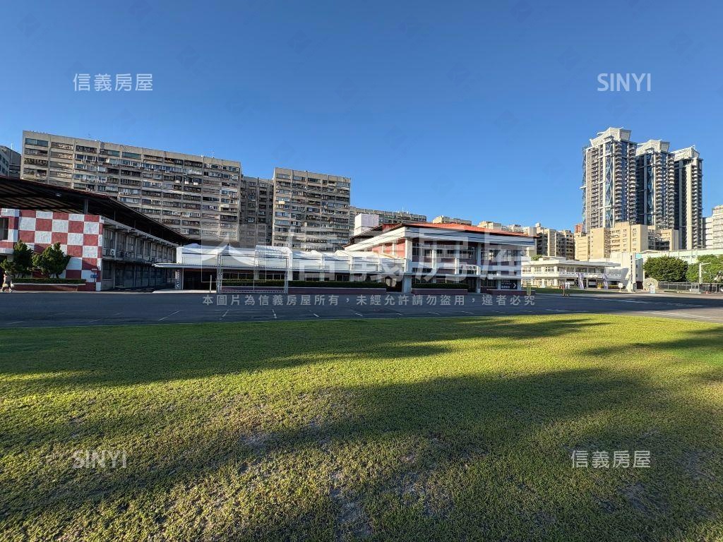 高樓朝南電梯景觀美屋房屋室內格局與周邊環境