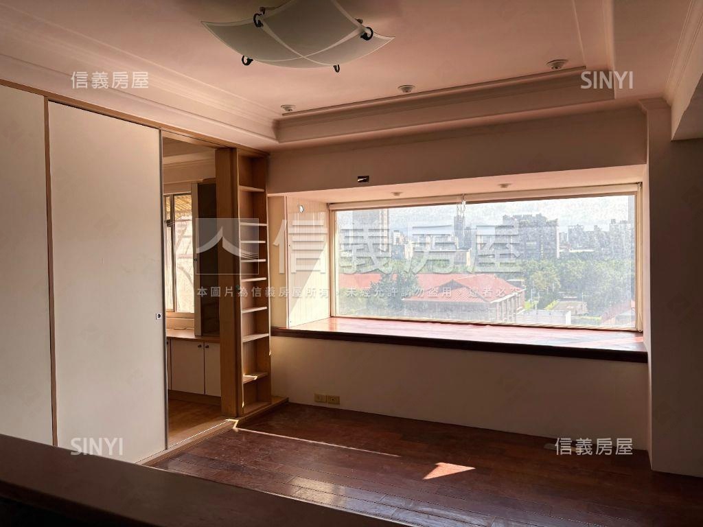 高樓朝南電梯景觀美屋房屋室內格局與周邊環境