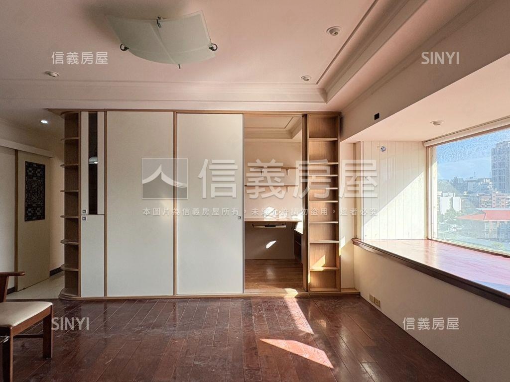 高樓朝南電梯景觀美屋房屋室內格局與周邊環境