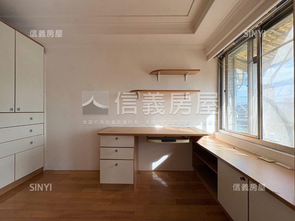 高樓朝南電梯景觀美屋房屋室內格局與周邊環境