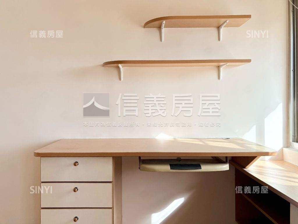 高樓朝南電梯景觀美屋房屋室內格局與周邊環境