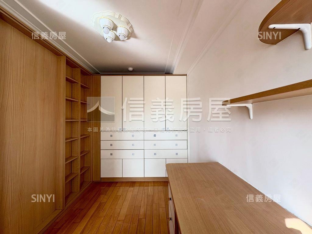 高樓朝南電梯景觀美屋房屋室內格局與周邊環境