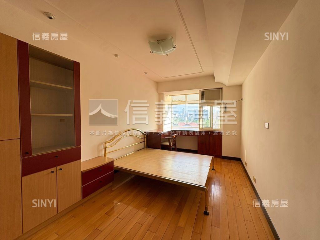 高樓朝南電梯景觀美屋房屋室內格局與周邊環境