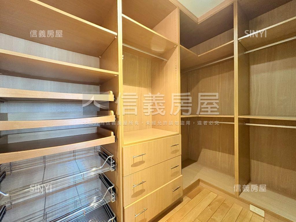 高樓朝南電梯景觀美屋房屋室內格局與周邊環境