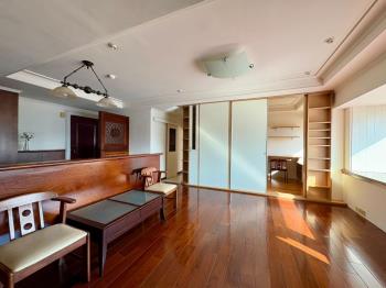 右帝寶・左吾疆！高樓景邸