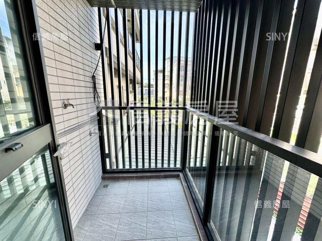 仁武全新三房平車雙衛浴房屋室內格局與周邊環境