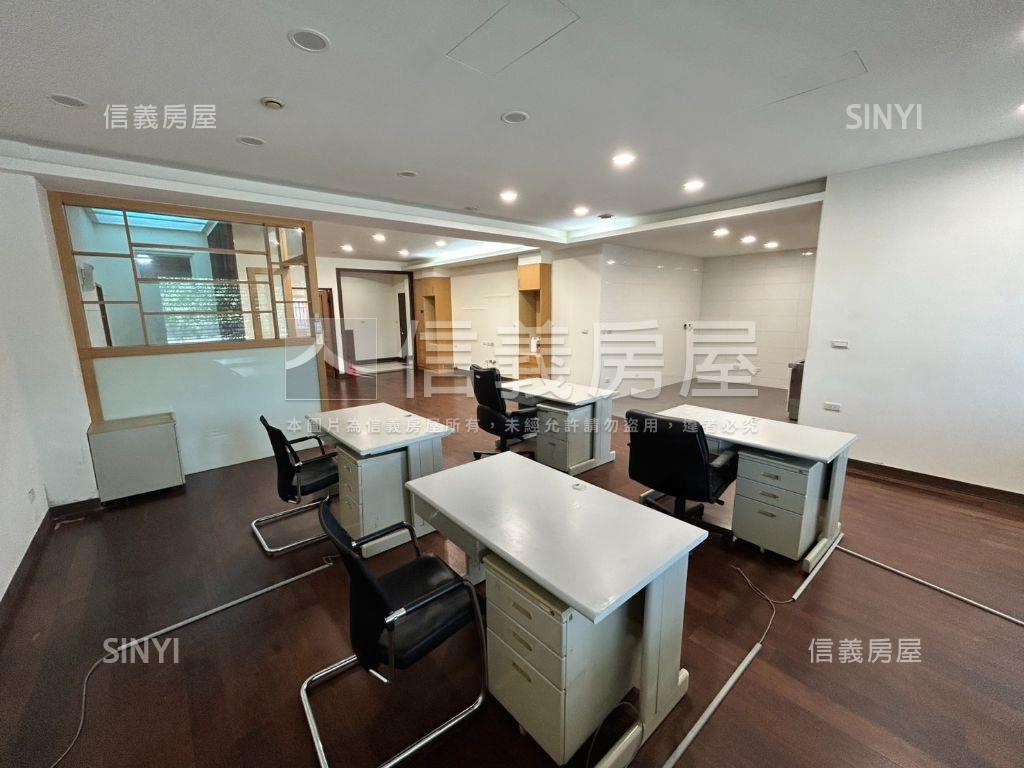 中央大土持多功能大一樓房屋室內格局與周邊環境