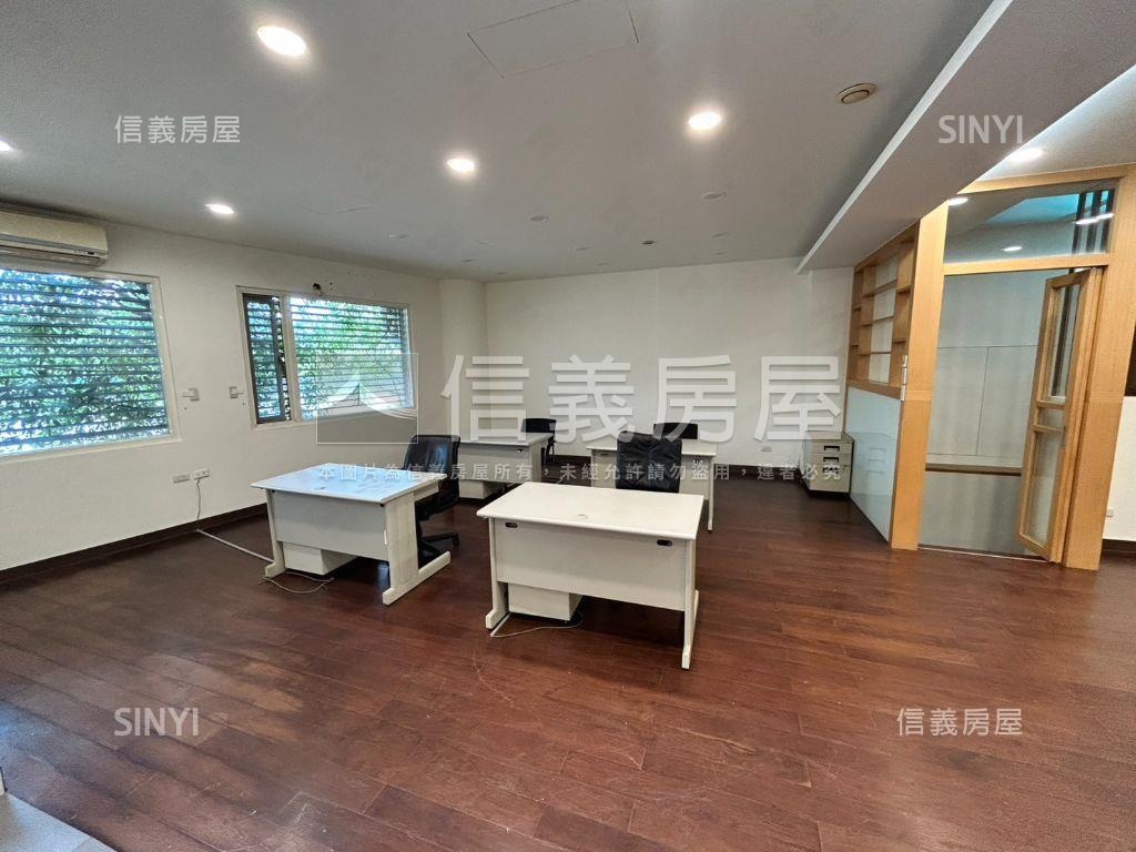 中央大土持多功能大一樓房屋室內格局與周邊環境