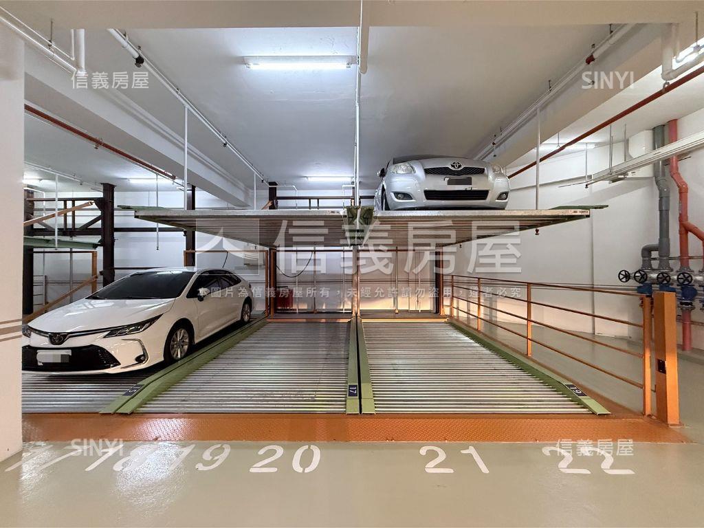 站前兩房平移車位採光美宅房屋室內格局與周邊環境