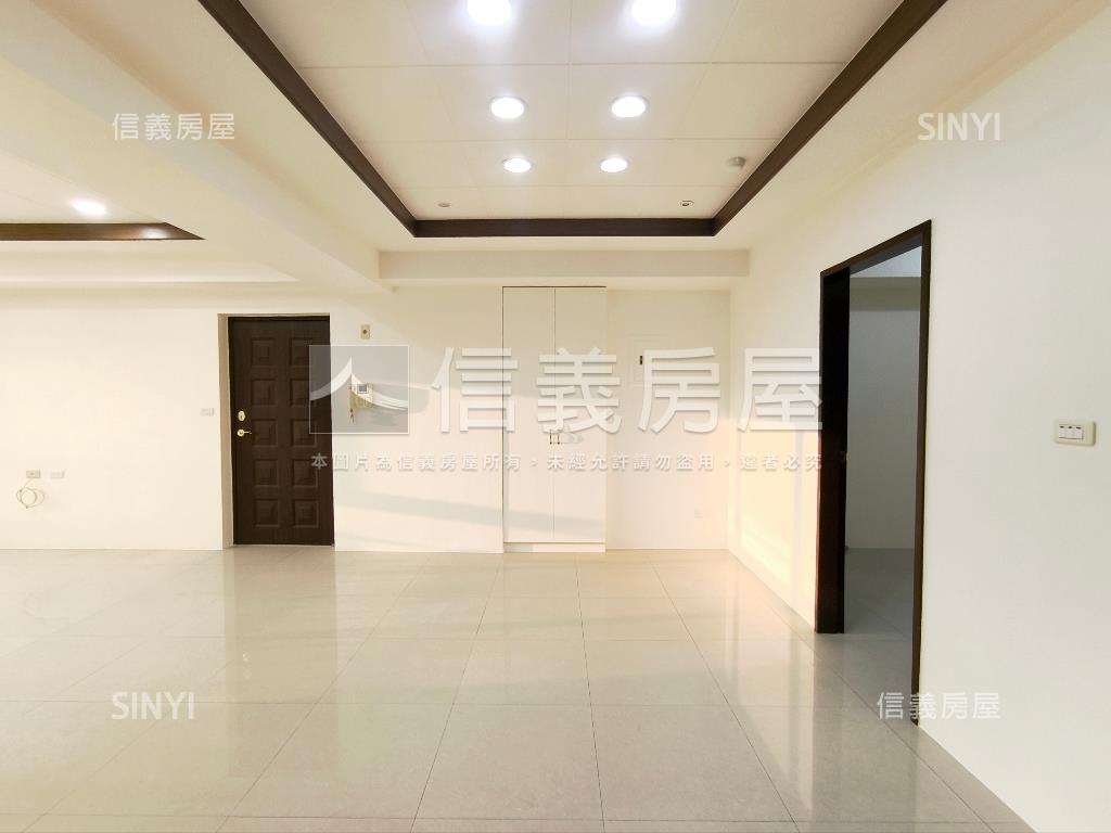 歐洲村君悅三房附車位房屋室內格局與周邊環境