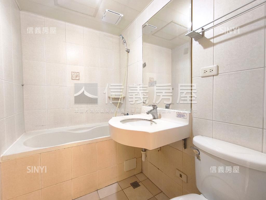 歐洲村君悅三房附車位房屋室內格局與周邊環境