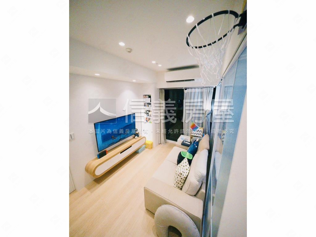 鼎極吉明秀景觀兩房房屋室內格局與周邊環境