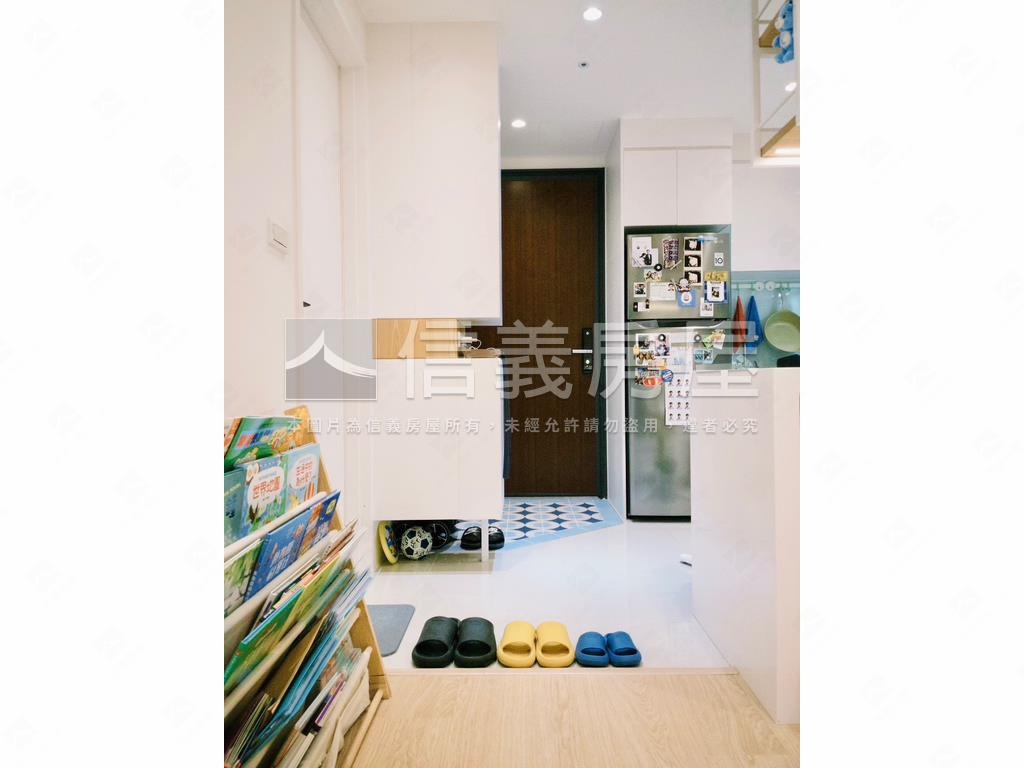 鼎極吉明秀景觀兩房房屋室內格局與周邊環境