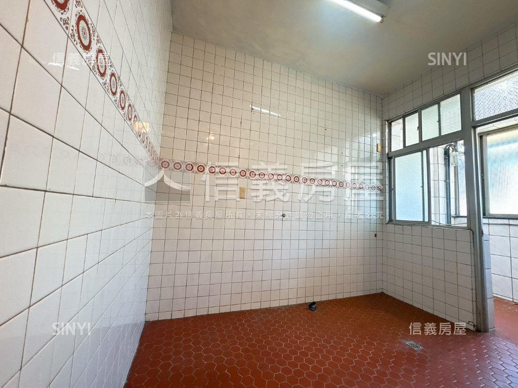 西區近美術館！低總價３房房屋室內格局與周邊環境
