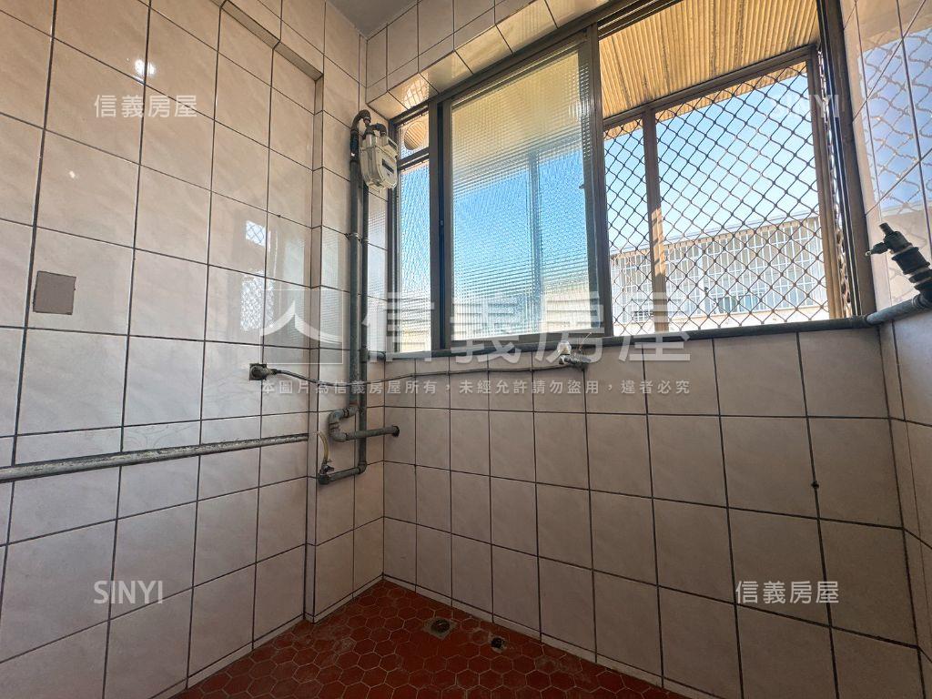 西區近美術館！低總價３房房屋室內格局與周邊環境