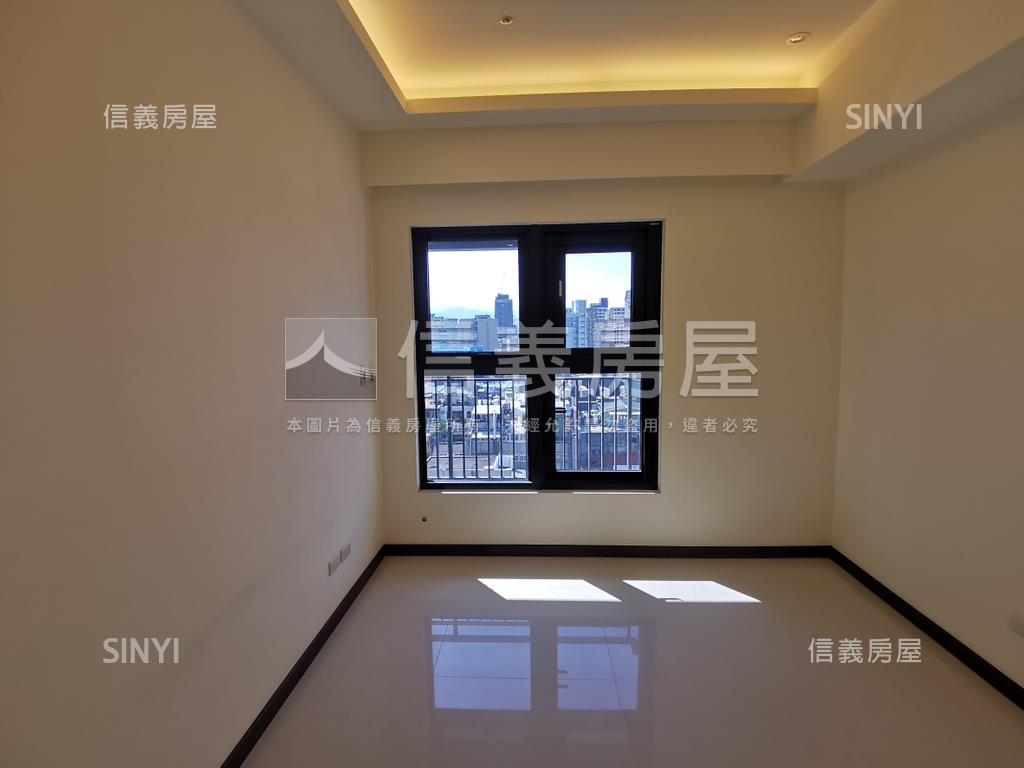 阿曼ＴＩＴ帆船大樓１０樓房屋室內格局與周邊環境