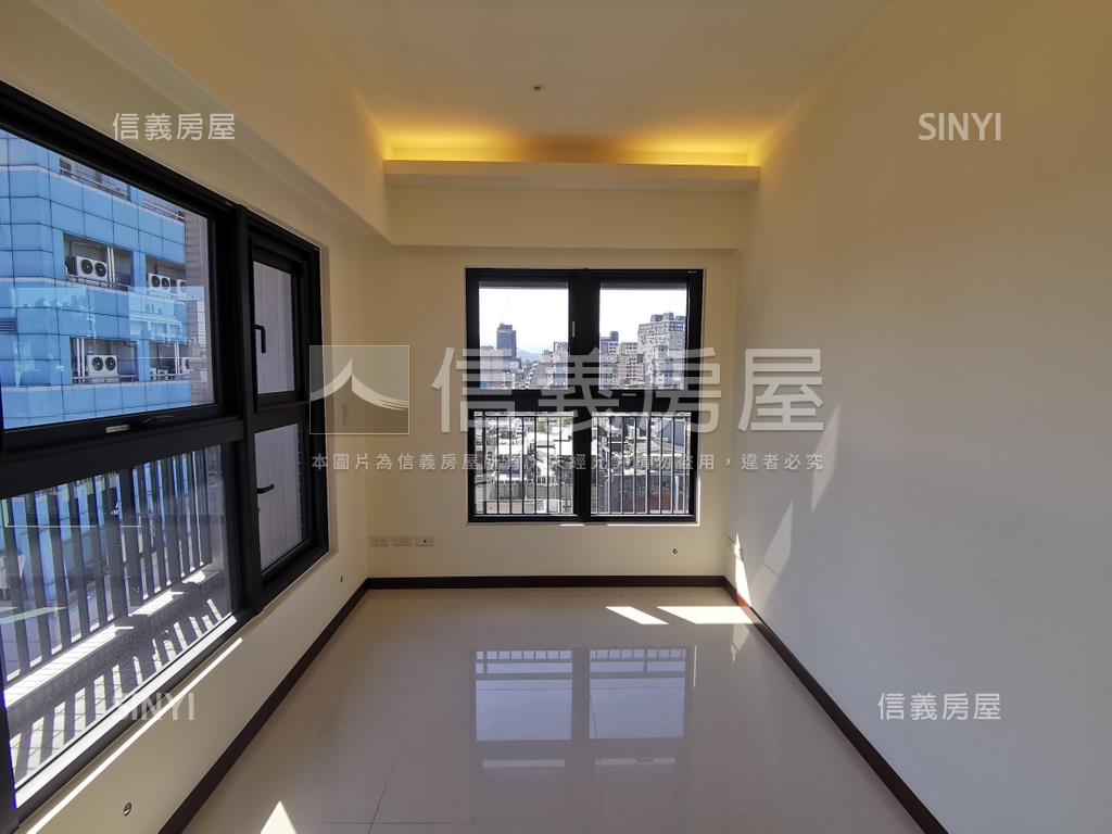 阿曼ＴＩＴ帆船大樓１０樓房屋室內格局與周邊環境