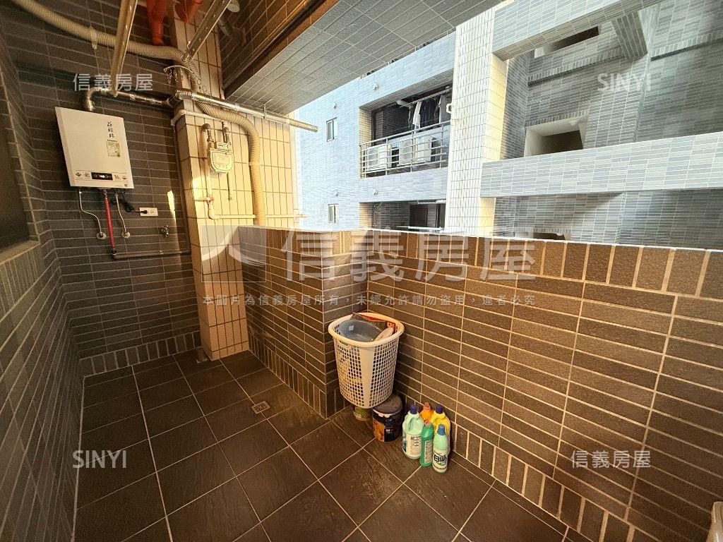 合展悦禾邊間裝潢三房車位房屋室內格局與周邊環境