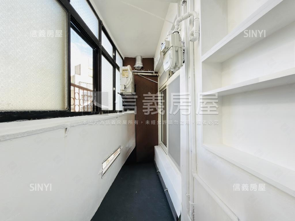 國光高樓漂亮二房房屋室內格局與周邊環境