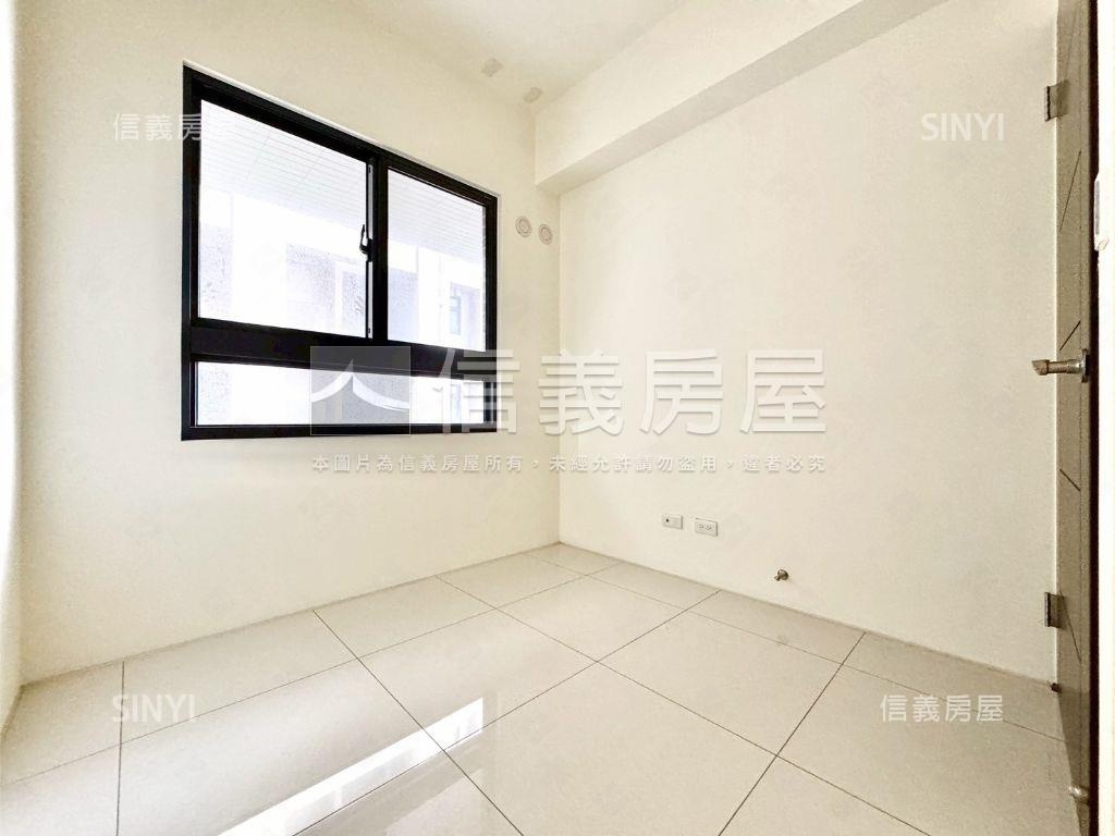 友友建設全新雙衛開窗平車房屋室內格局與周邊環境