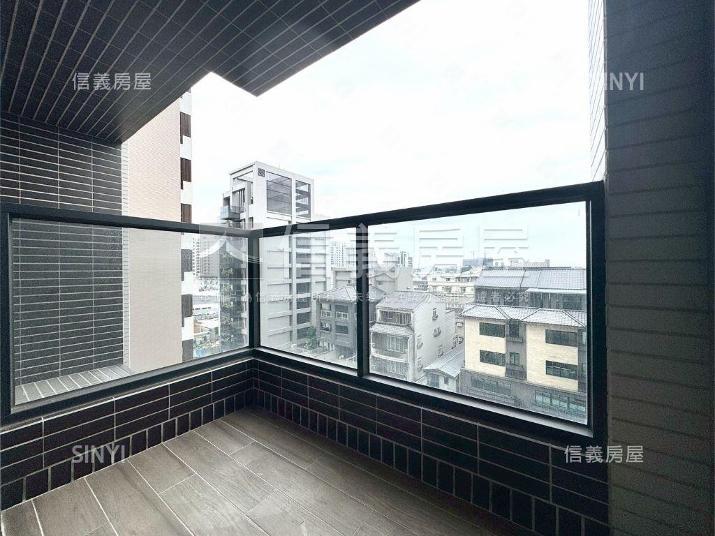 友友建設全新雙衛開窗平車房屋室內格局與周邊環境