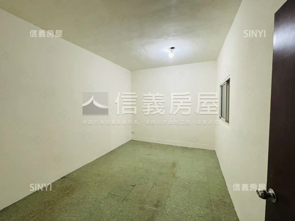 膝蓋救星～大坪數二樓房屋室內格局與周邊環境