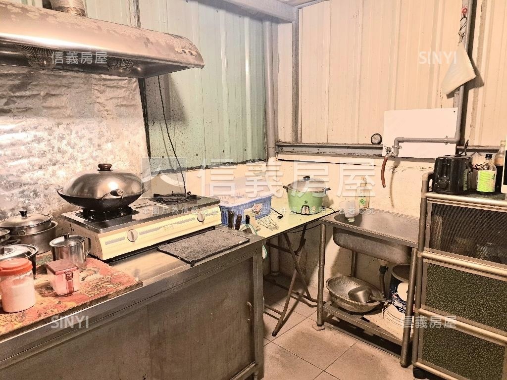 正誠公園旁臨路美透天房屋室內格局與周邊環境