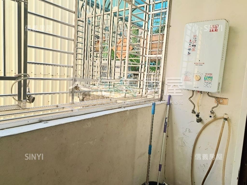 正誠公園旁臨路美透天房屋室內格局與周邊環境