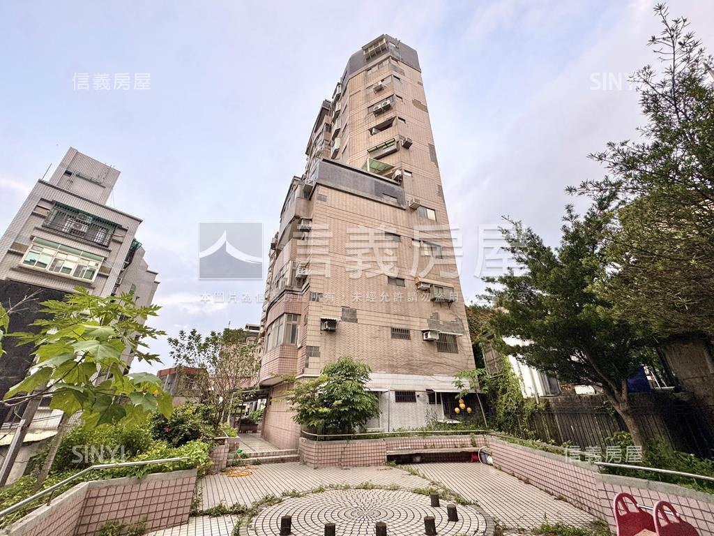 正群花園景觀雅緻三房平車房屋室內格局與周邊環境